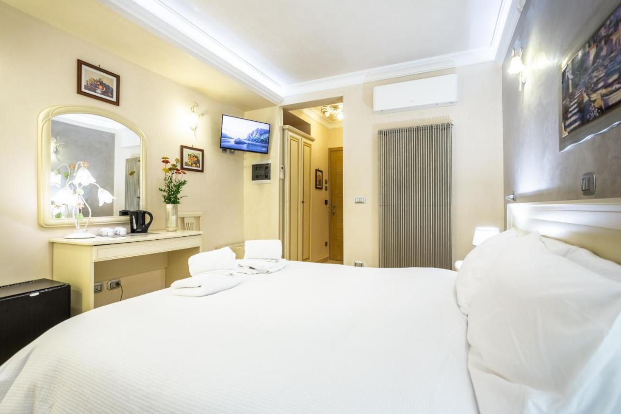 Luxury Inn Opera Рим Экстерьер фото