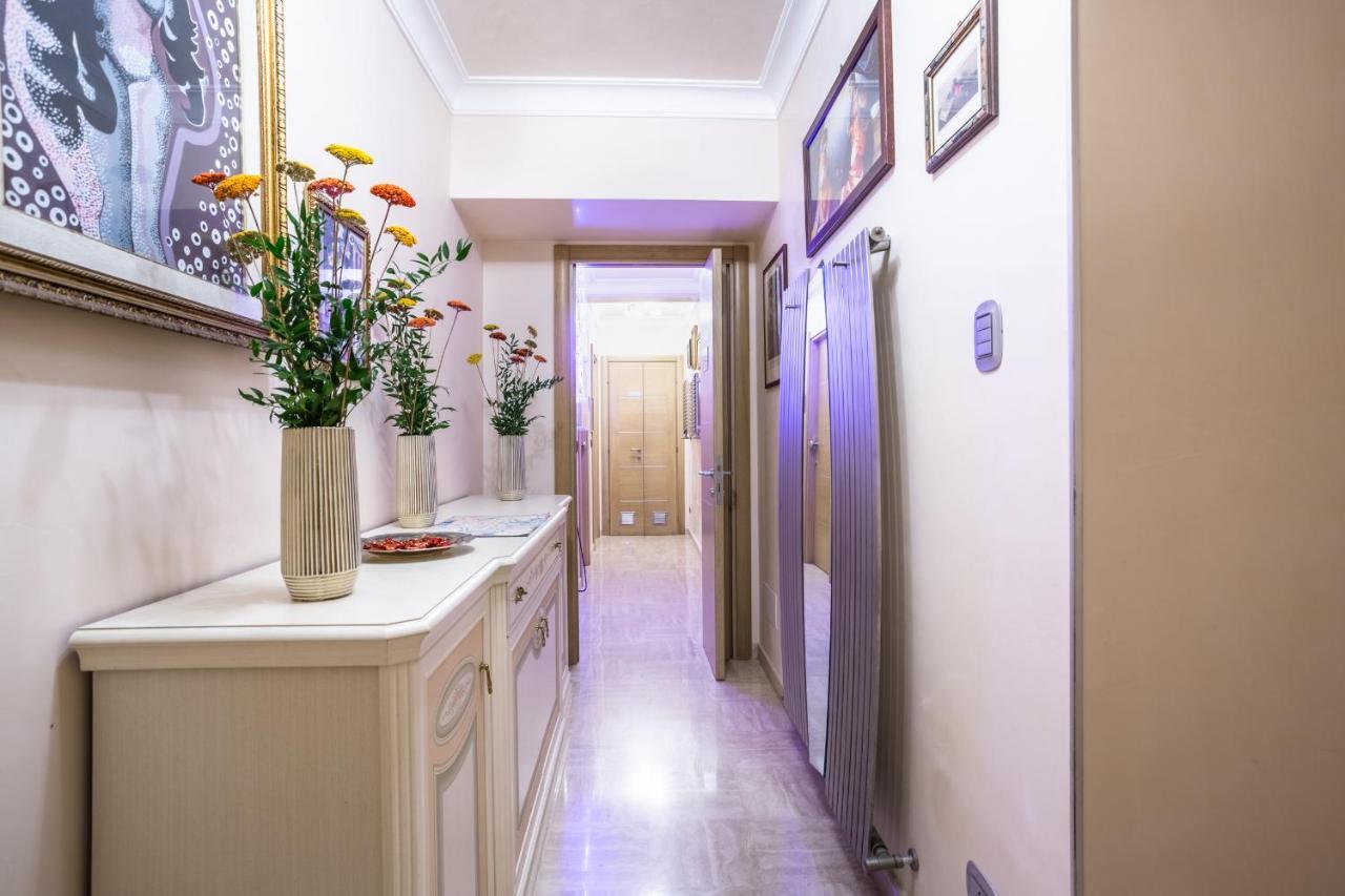 Luxury Inn Opera Рим Экстерьер фото